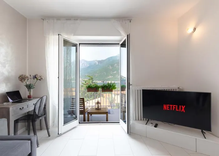 Terrazza Sul - Open Space E Netflix