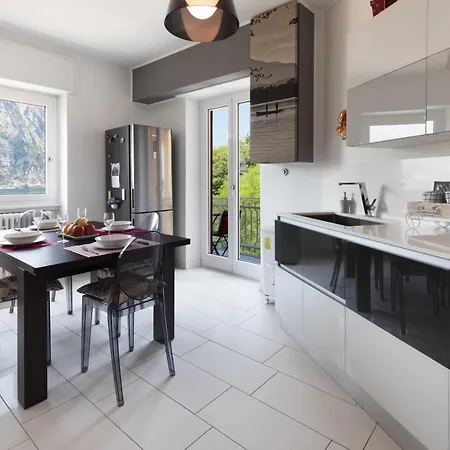 Terrazza Sul - Open Space E Netflix Apartment Lecco